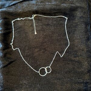 Elegant Sterling Silver Interlocking Circle Necklace